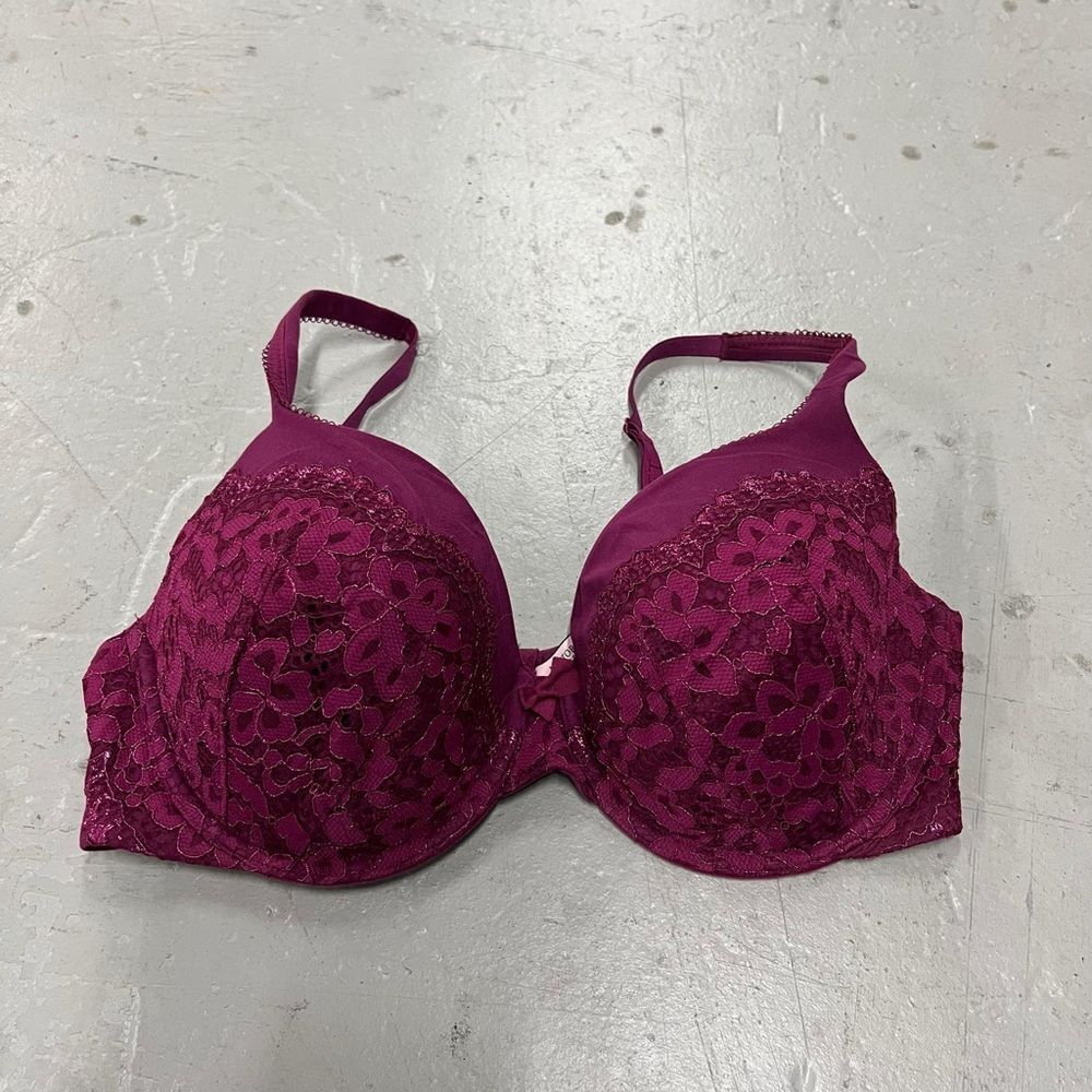 Victoria’s Secret Body By Victoria Lined Perfect Coverage Bra Size 36D
